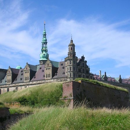 Big 4 Bedroom Apartment With Bathtub By Cph City Hall Square Copenhague Exterior foto