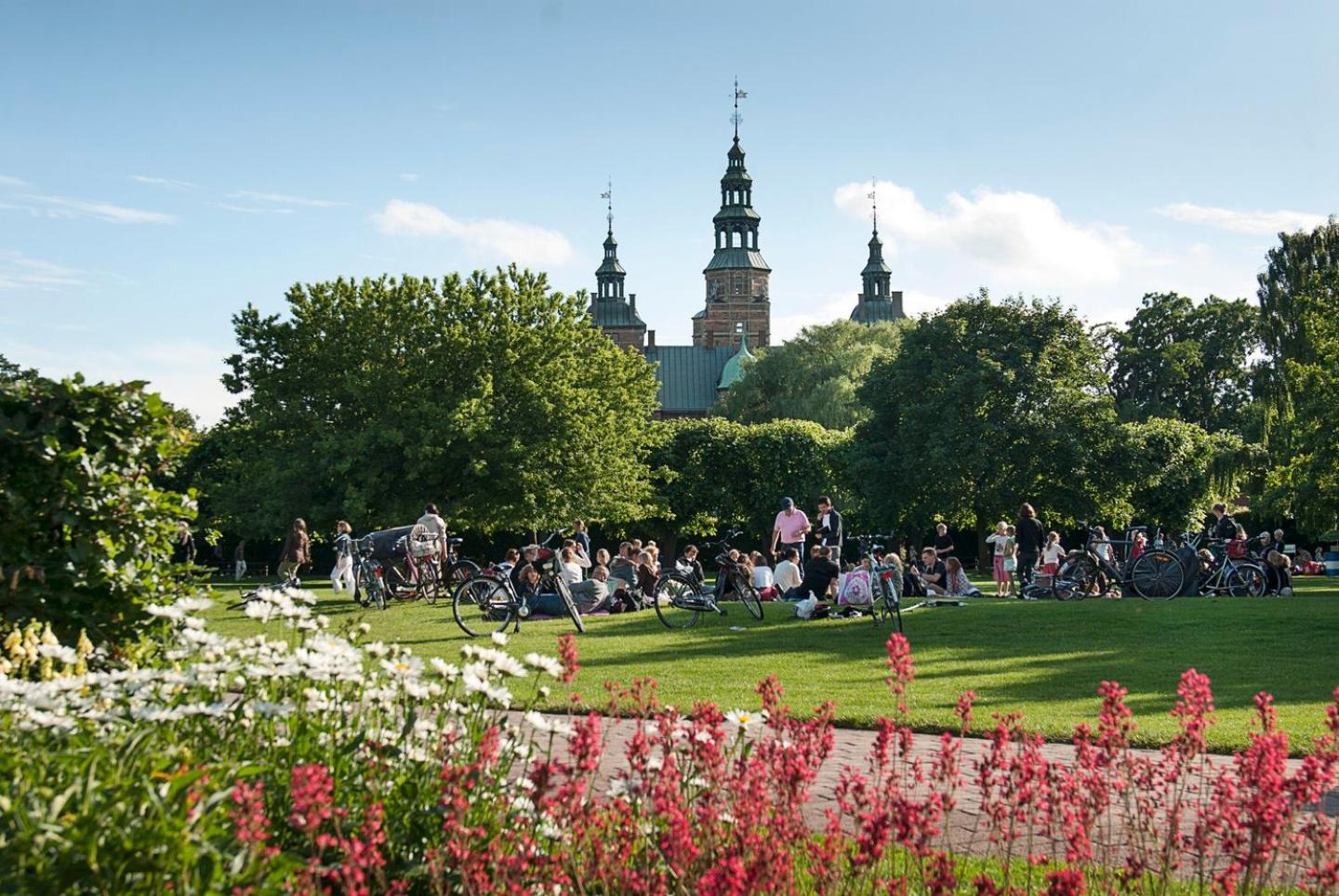 Big 4 Bedroom Apartment With Bathtub By Cph City Hall Square Copenhague Exterior foto