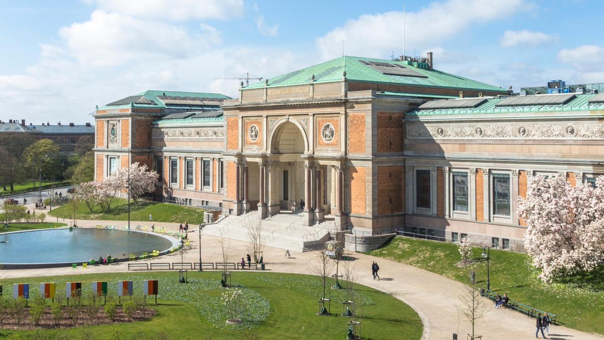 Big 4 Bedroom Apartment With Bathtub By Cph City Hall Square Copenhague Exterior foto
