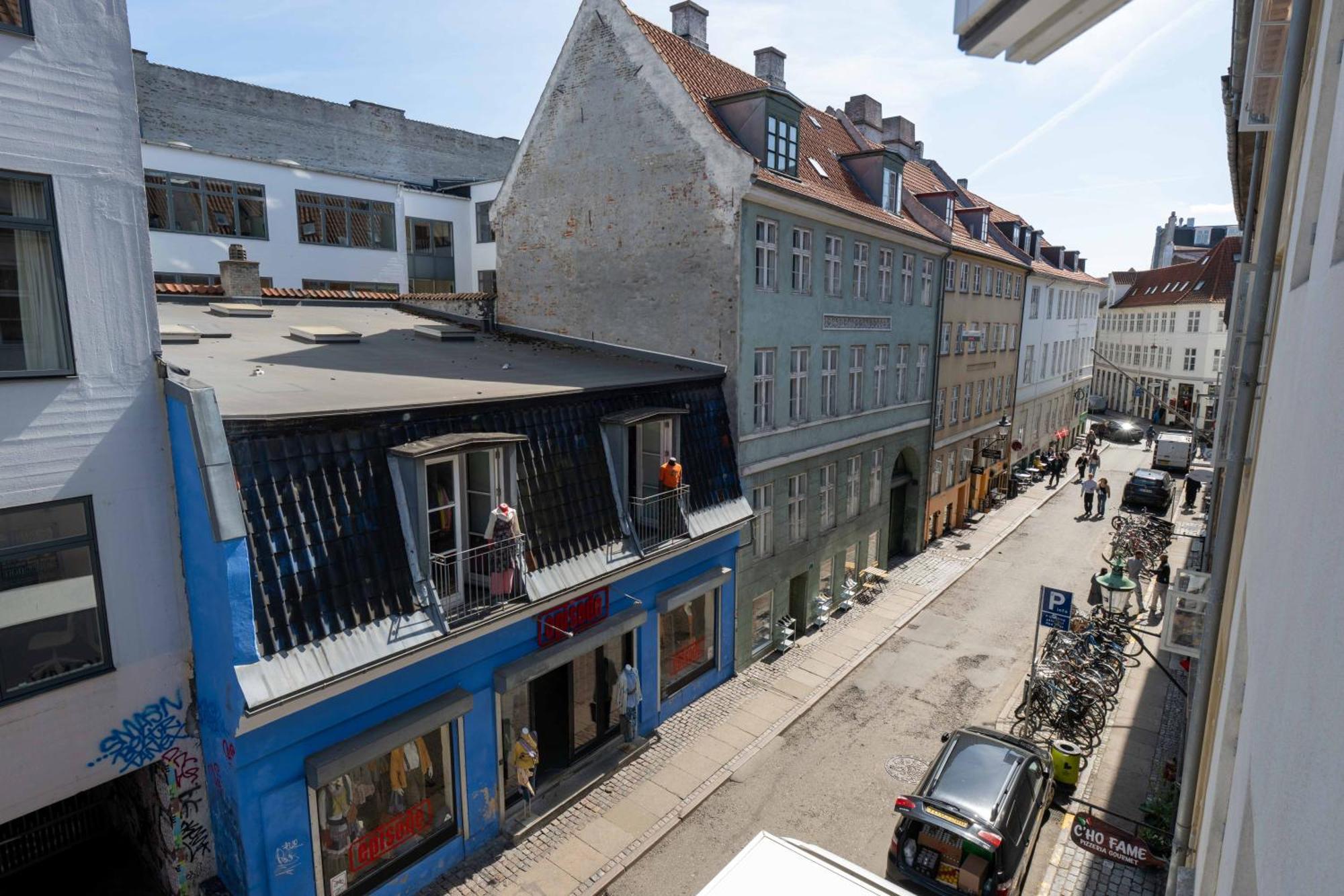 Big 4 Bedroom Apartment With Bathtub By Cph City Hall Square Copenhague Exterior foto