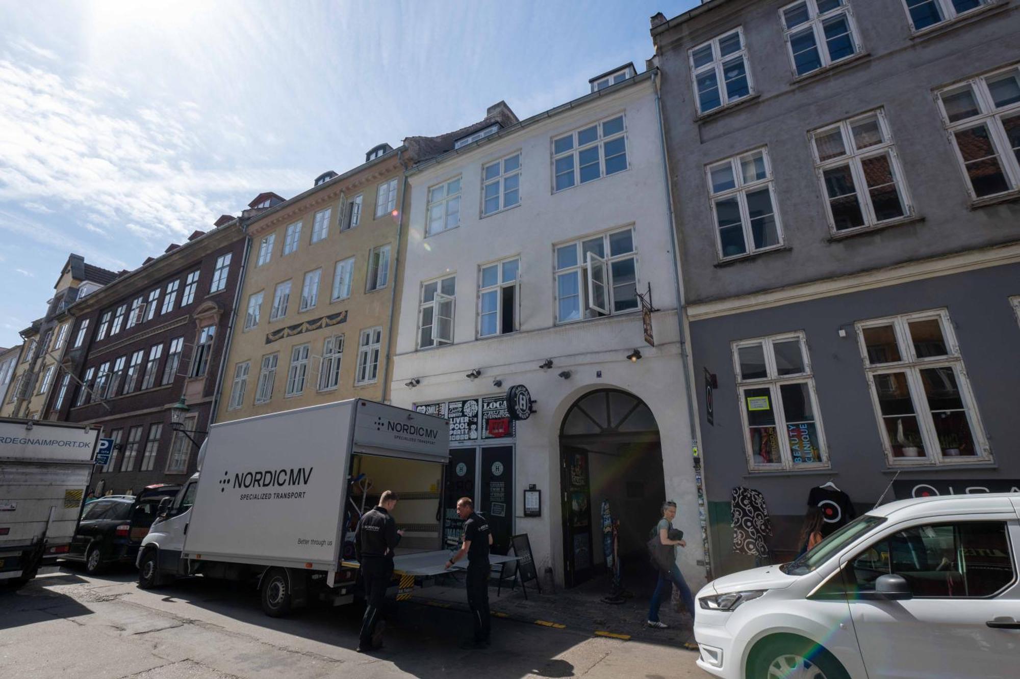 Big 4 Bedroom Apartment With Bathtub By Cph City Hall Square Copenhague Exterior foto