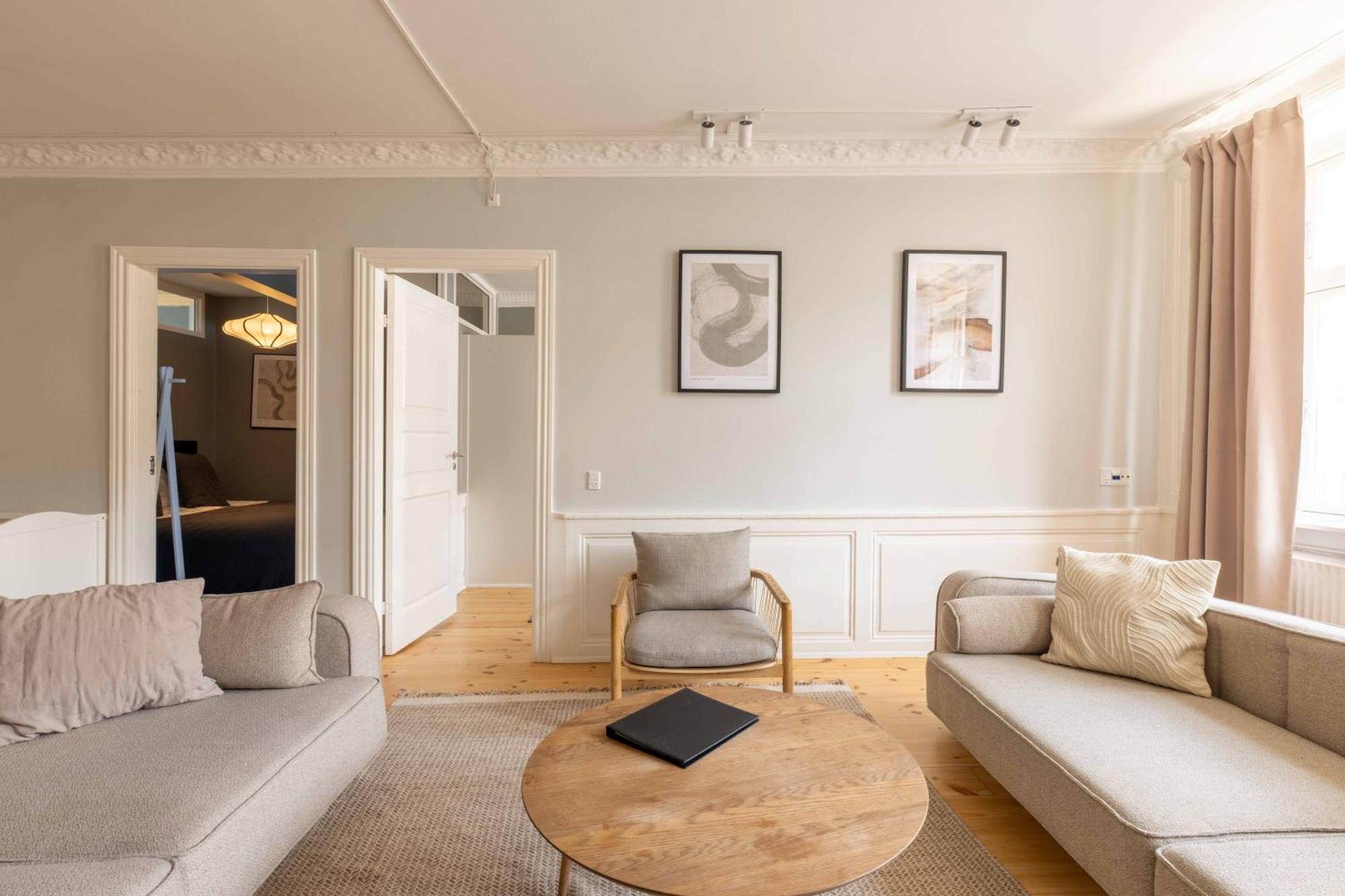 Big 4 Bedroom Apartment With Bathtub By Cph City Hall Square Copenhague Exterior foto