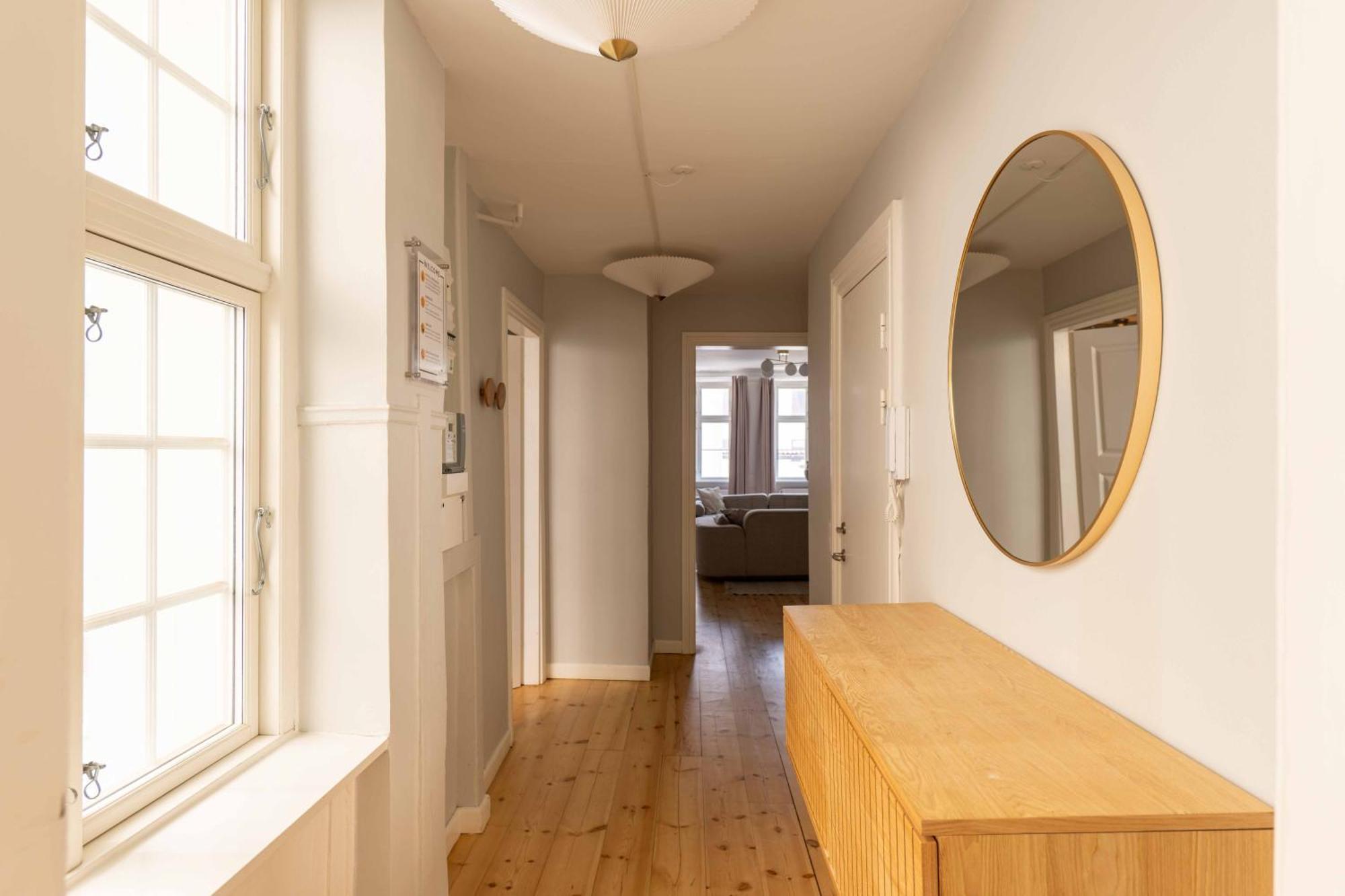 Big 4 Bedroom Apartment With Bathtub By Cph City Hall Square Copenhague Exterior foto